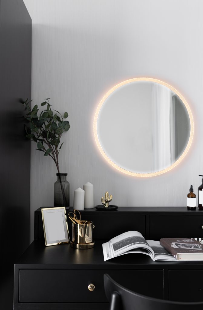 Yuna mirror Ø60 cm with LED-light mirror glass IP44
