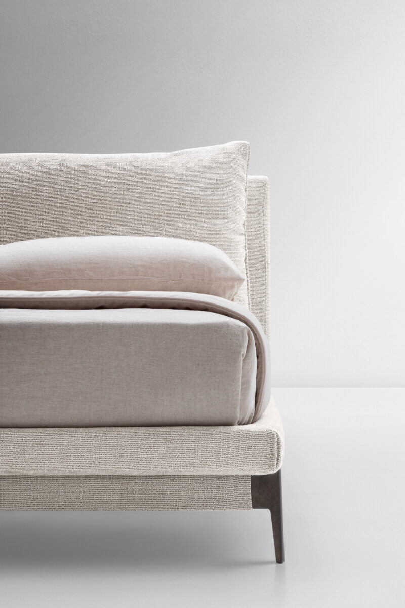Ditre Italia Kim — manufacturer photograph