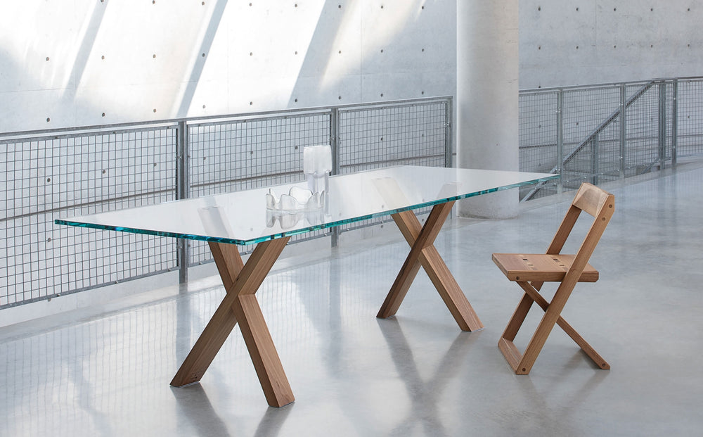 Contemporary table and seating selection