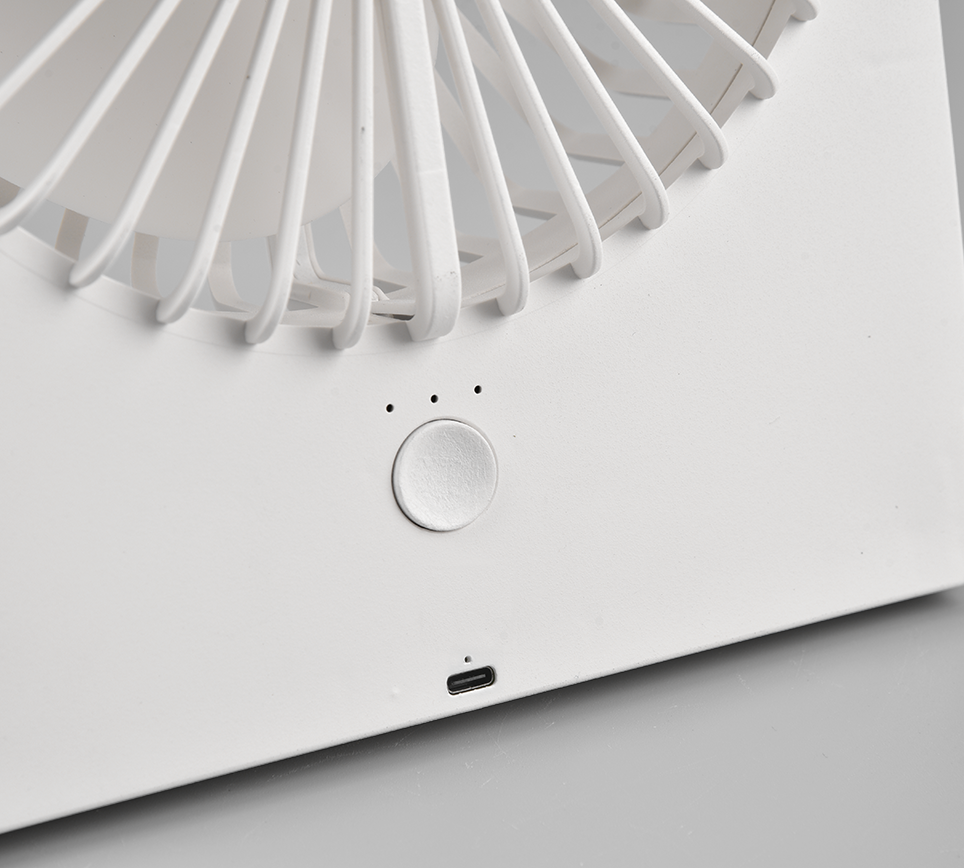 Breezy table fan matt white rechargeable — R044-01