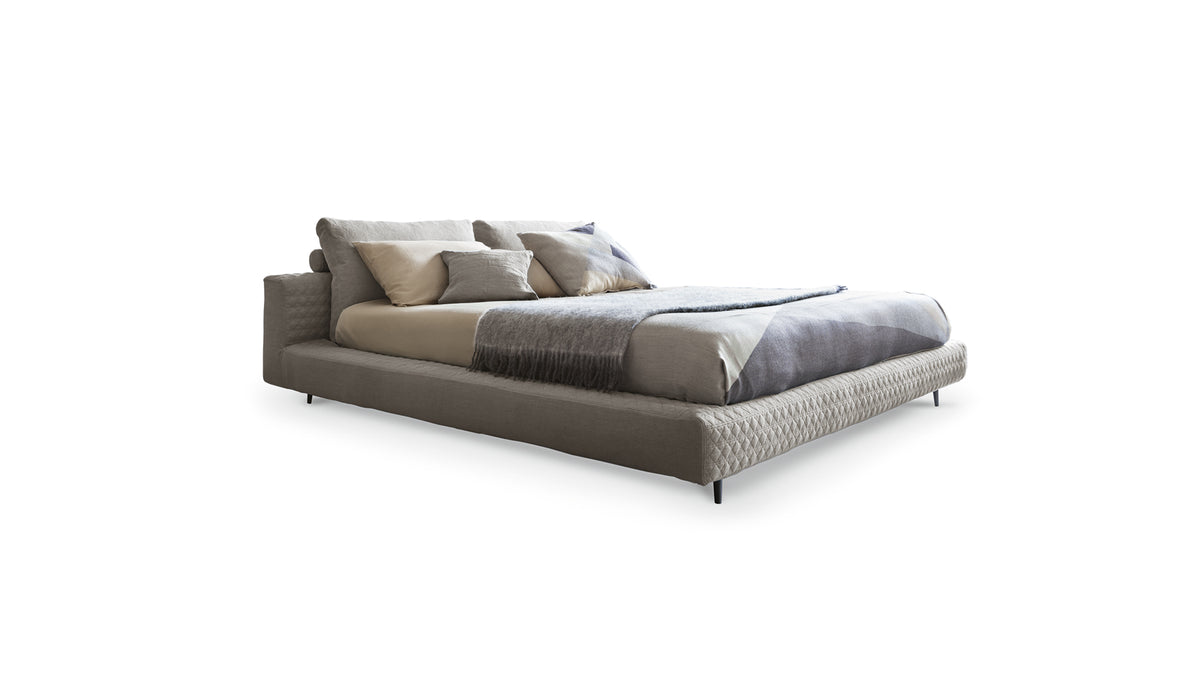 Bonaldo Owen — manufacturer photograph, illustrative finish