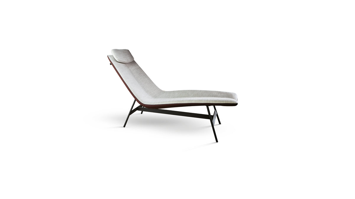 Bonaldo Alpilles — manufacturer photograph, illustrative finish