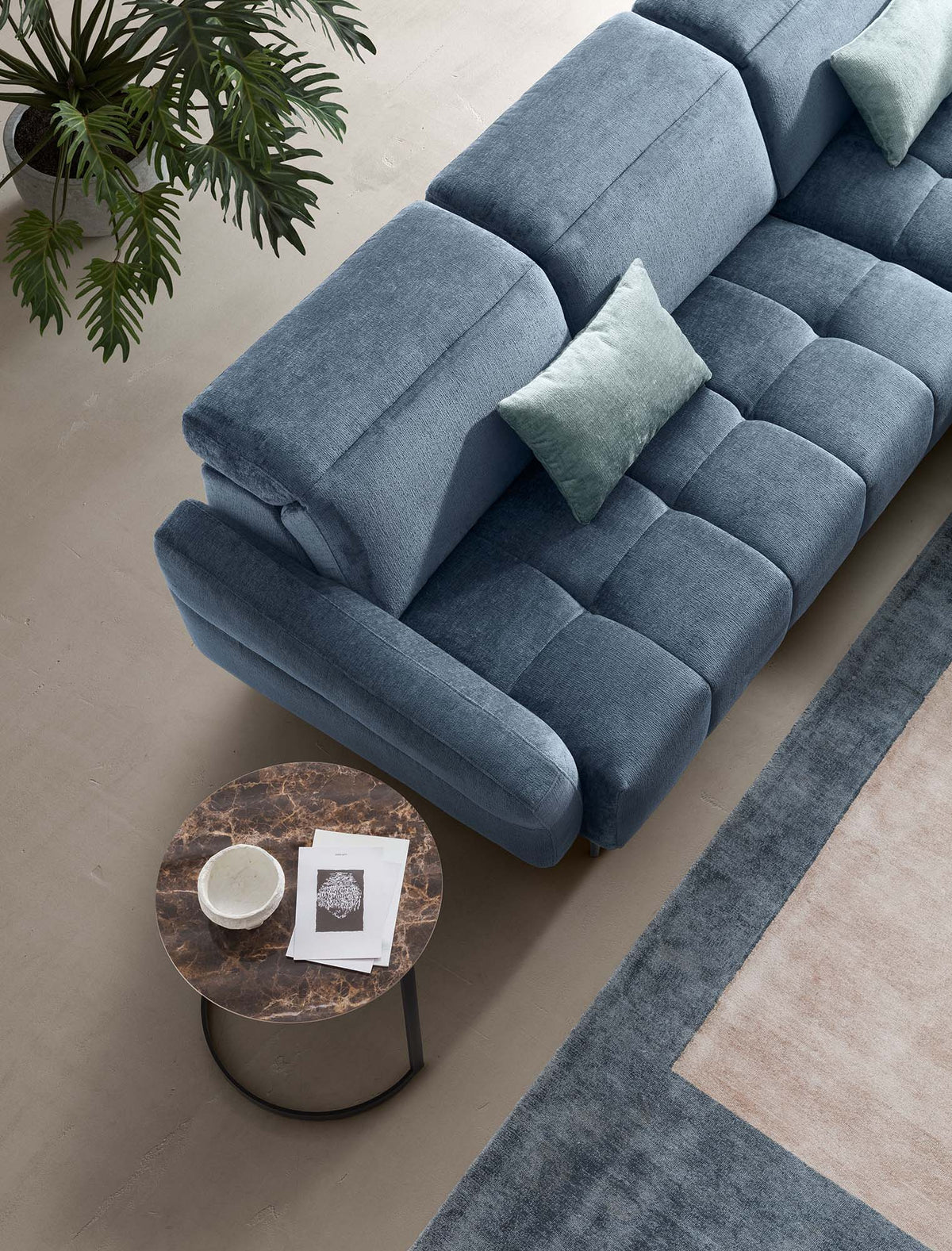 LeComfort Sofa GILLAN