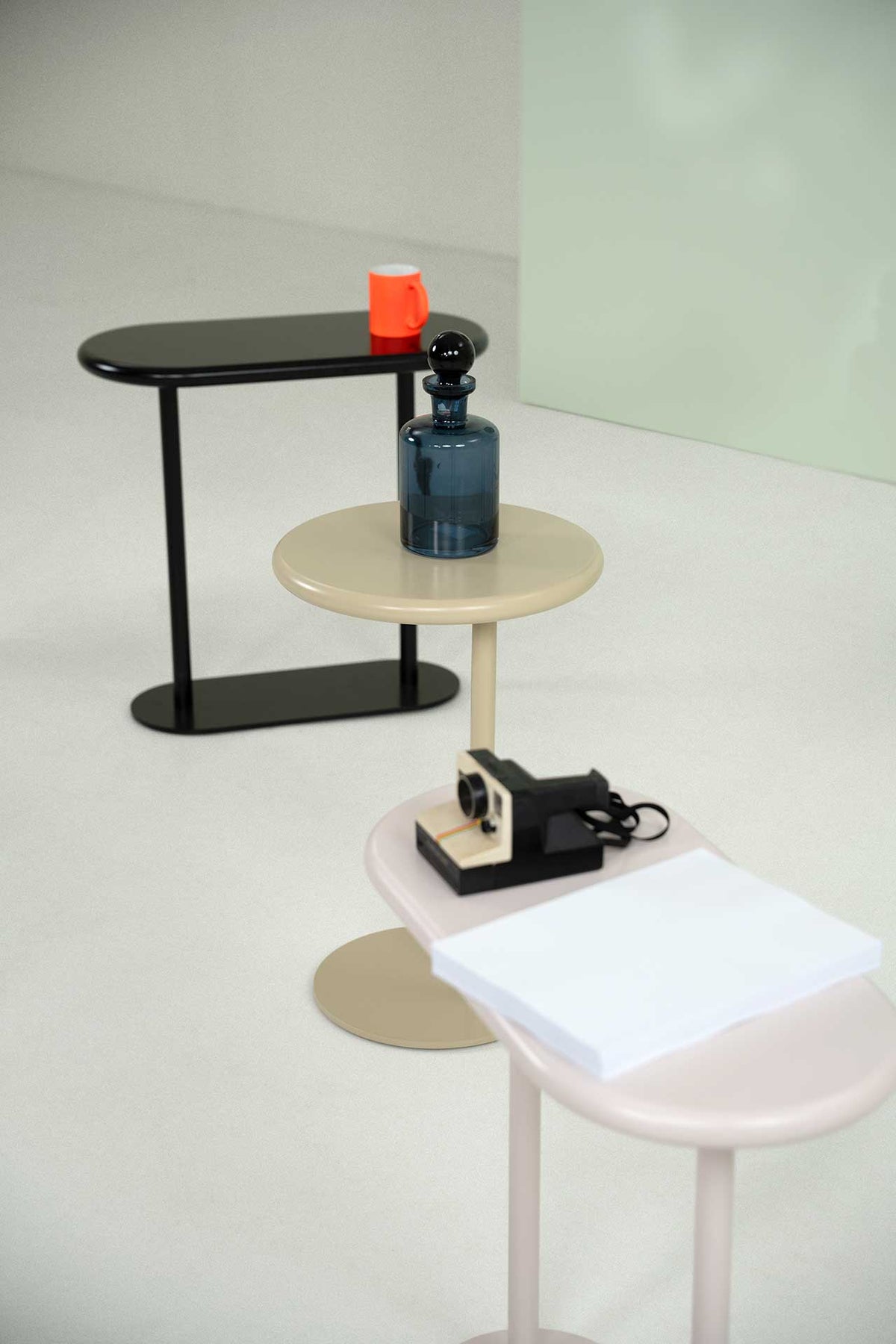 Adrenalina Biscuit Side Table | Adrenalina