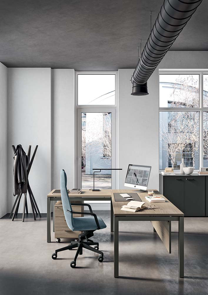 Quadrifoglio X4 L-shaped desk - 60cm deep desk + 60cm deep RH/LH return