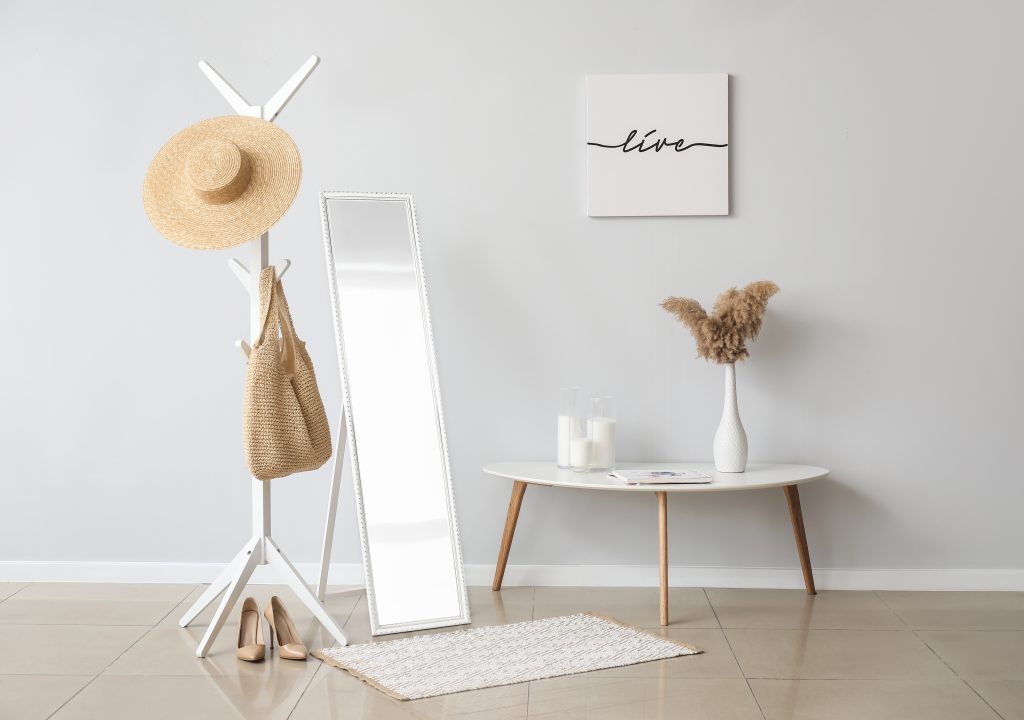 Loreley mirror 34 x 160 cm white with stand
