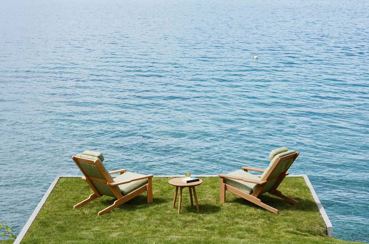 Varaschin Bali Upholstered teak garden armchair with armrests