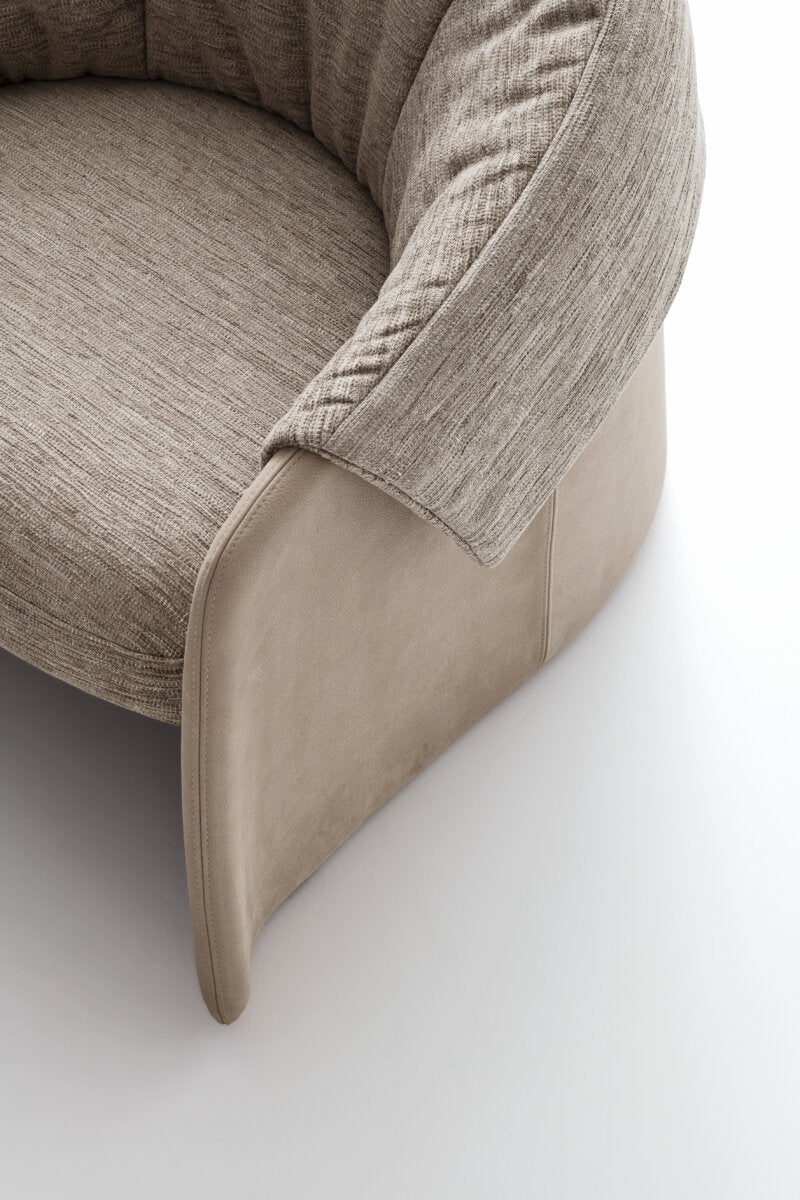 Ditre Italia Blazer — manufacturer photograph