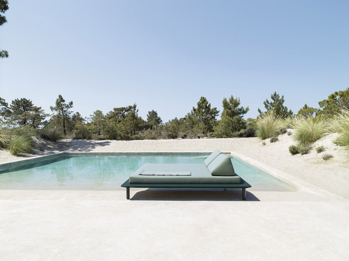Varaschin Sunmoon Tatami daybed