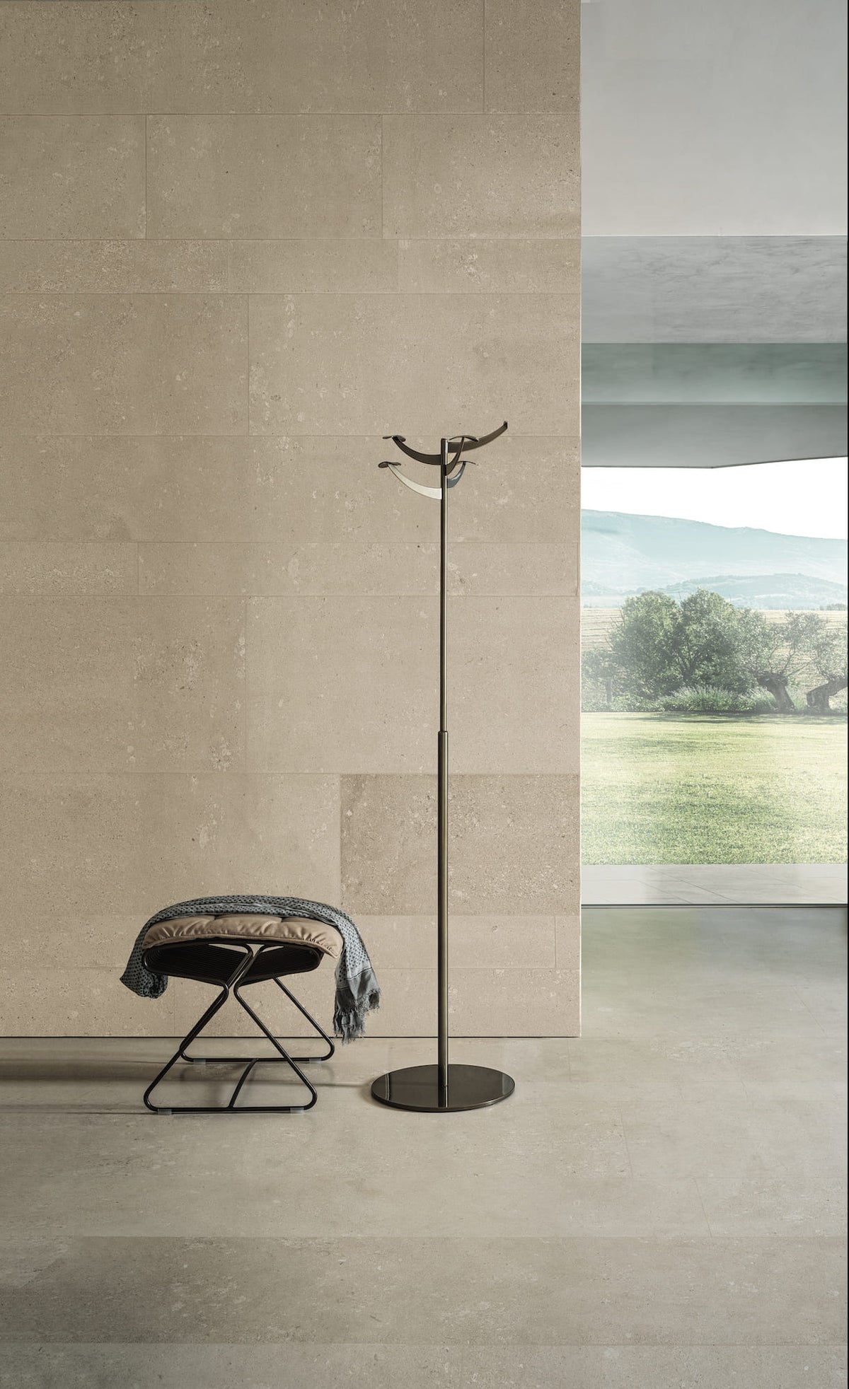 Bontempi Battista Coat Stand - manufacturer photograph (BATTISTA_10-01M328_BOSS_07-82M028_BOSS_CUSCINO_07-82CUSTR518 (1))