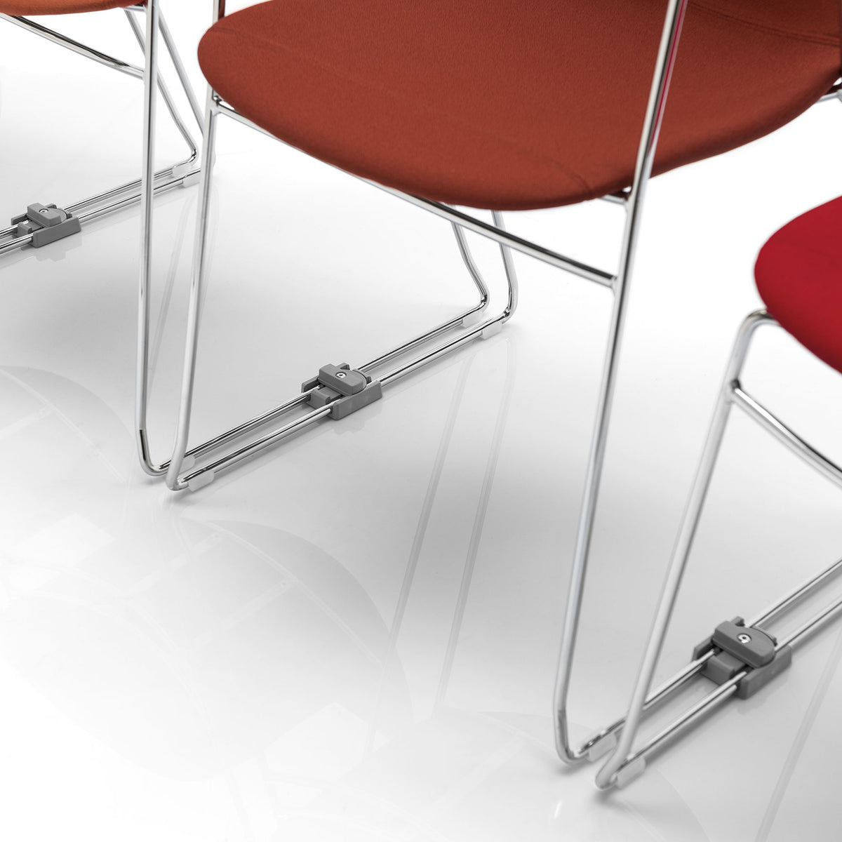 Connubia Academy CB1678-1 linking connectors shown in use; pack of 10 connectors, chairs not included.