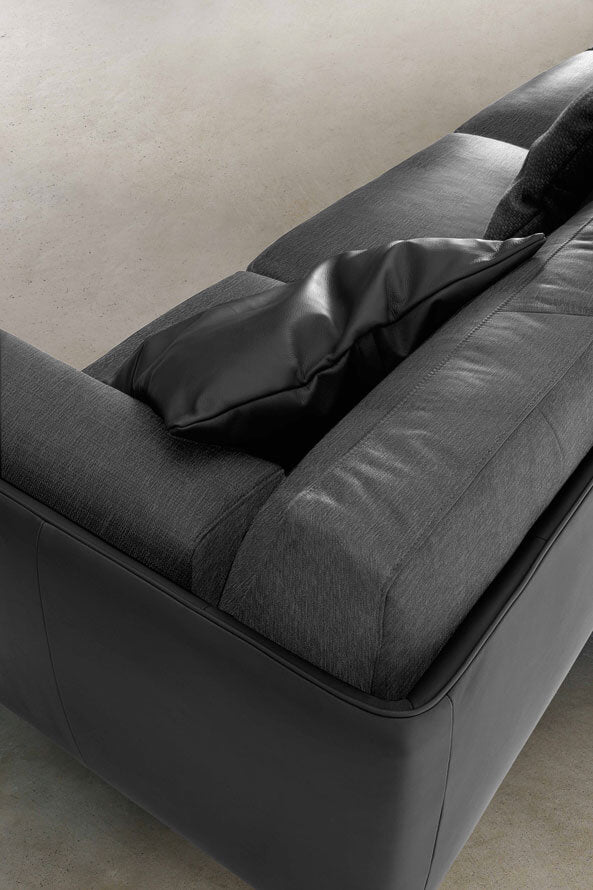 Ditre Italia Kris — manufacturer photograph