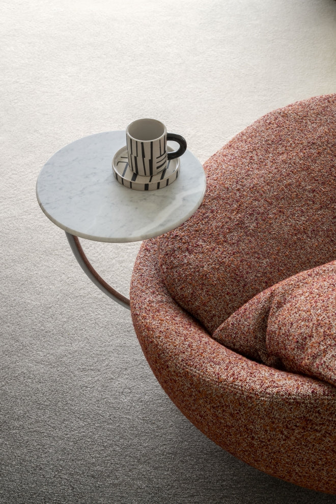 Desiree Side Table LACOON — official detail photograph of the optional side table; seating and decorative objects are not included