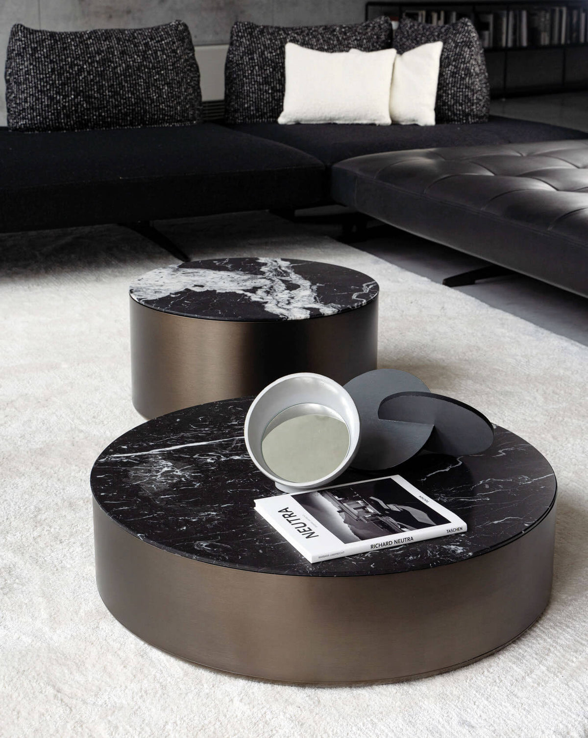 Desiree Side Table STUM