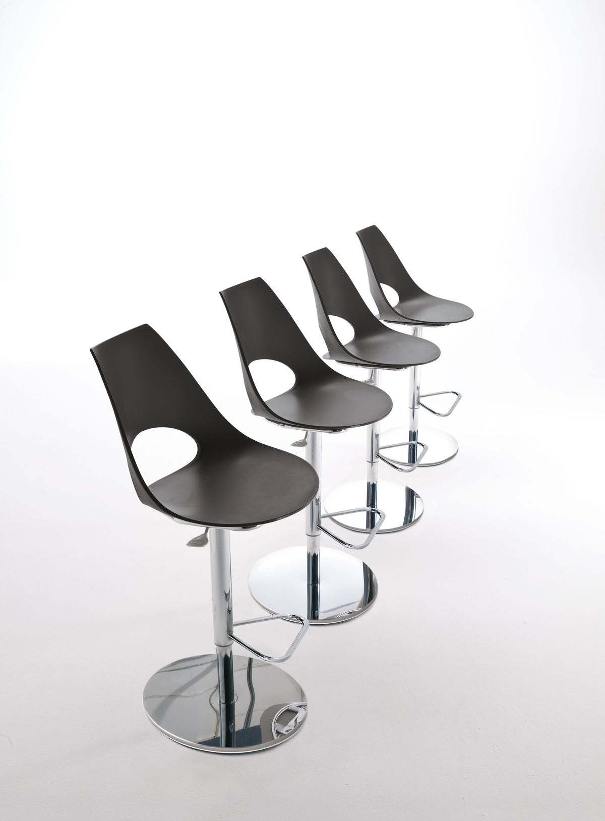 Bontempi Shark Barstool - official manufacturer photograph