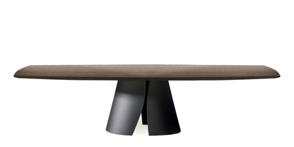 Devina Nais Dining Table Manhattan barrel - Pod example