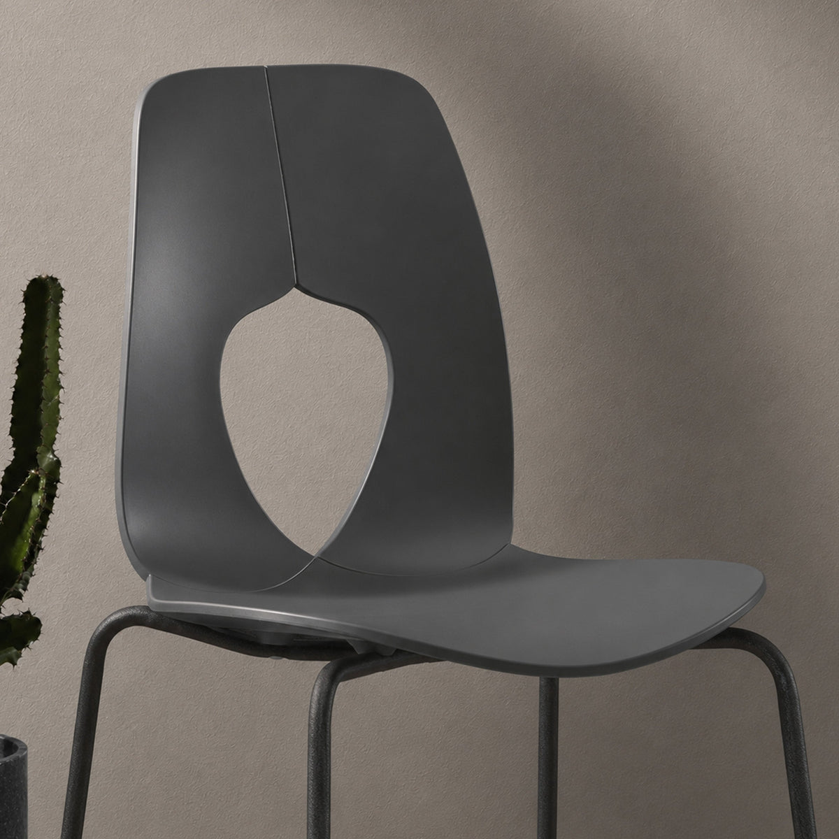 Hole — Tonin Casa