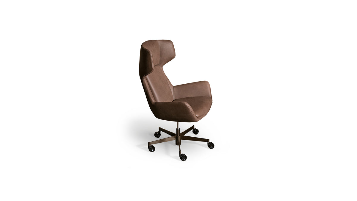 Bonaldo Newton, Newton low — manufacturer photograph, illustrative finish