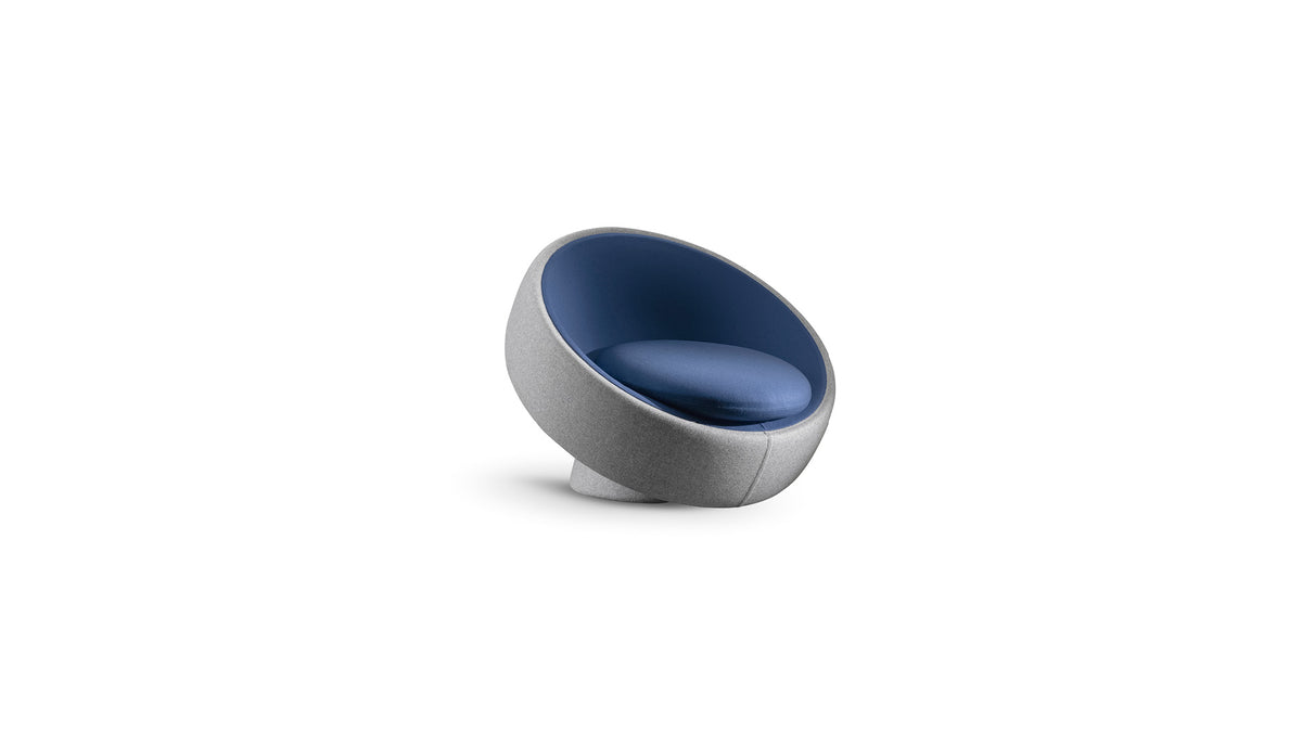Bonaldo Globalove — manufacturer photograph, illustrative finish