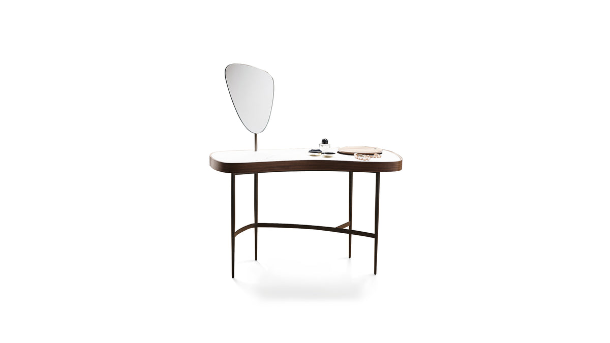 Bonaldo Venus — manufacturer photograph, illustrative finish