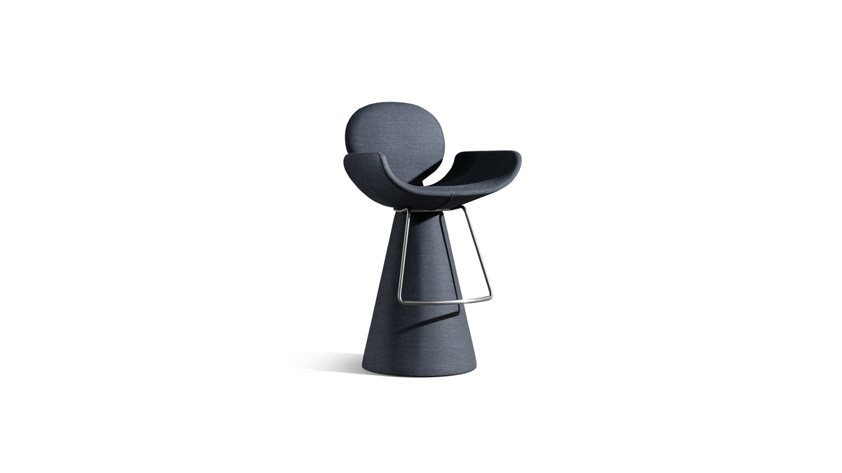 Bonaldo Youpi too — manufacturer photograph, illustrative finish