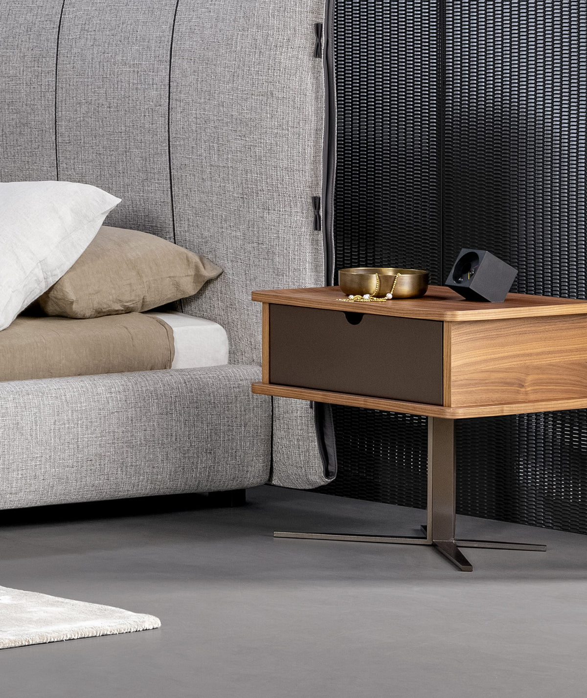 Bonaldo Nelson bedside table