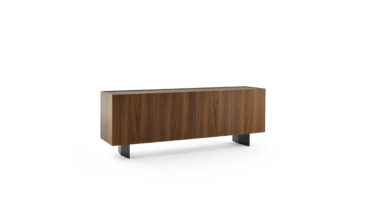 Bonaldo Outline — manufacturer photograph, illustrative finish