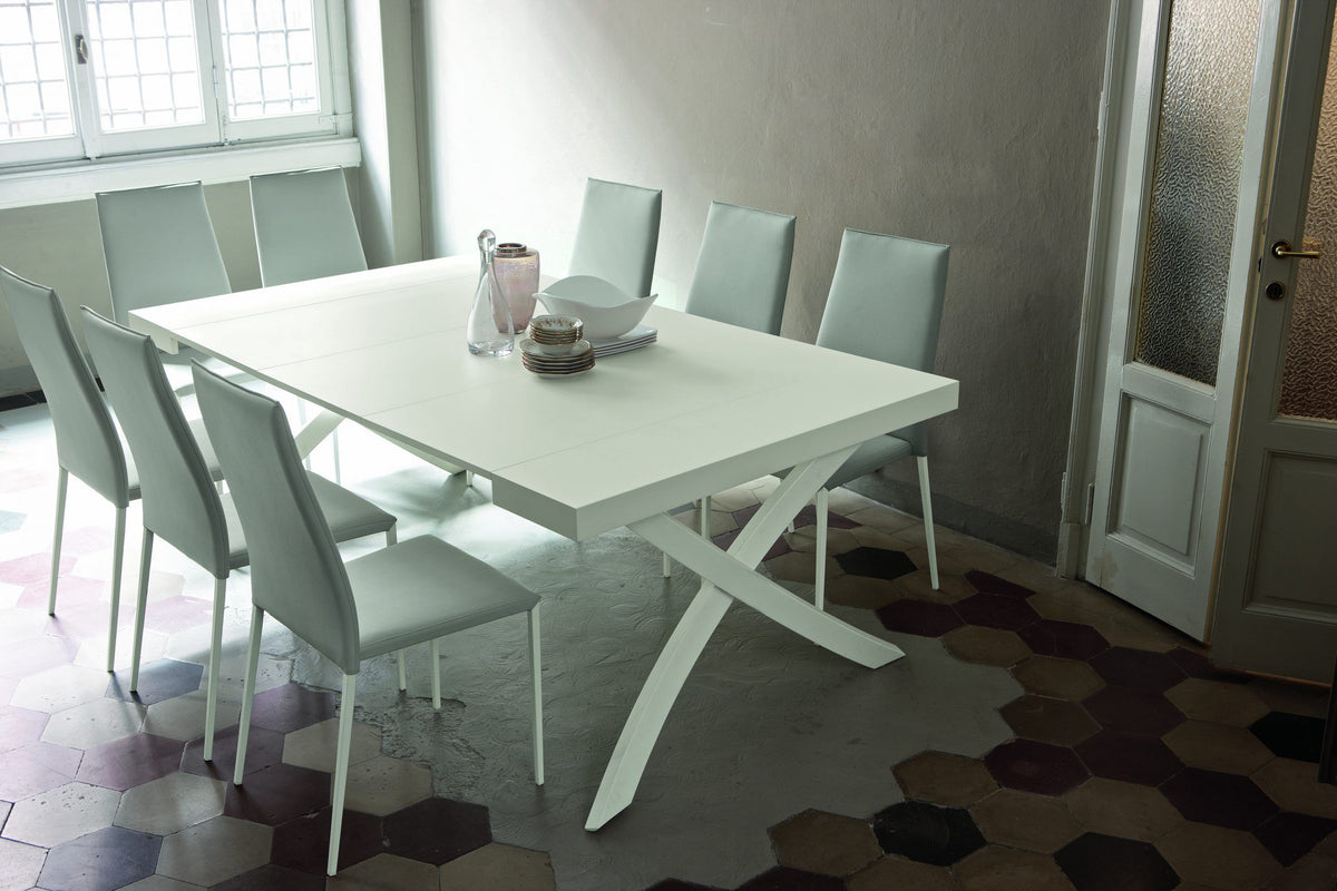Bontempi Artistico Tables and Console — manufacturer photograph; ARTISTICO_20-90_M306_L079_TAI_40-12_M306_TR516