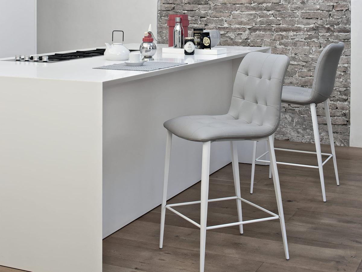 Bontempi Kuga Barstool — manufacturer photograph; KUGA_40-41M306_TR516