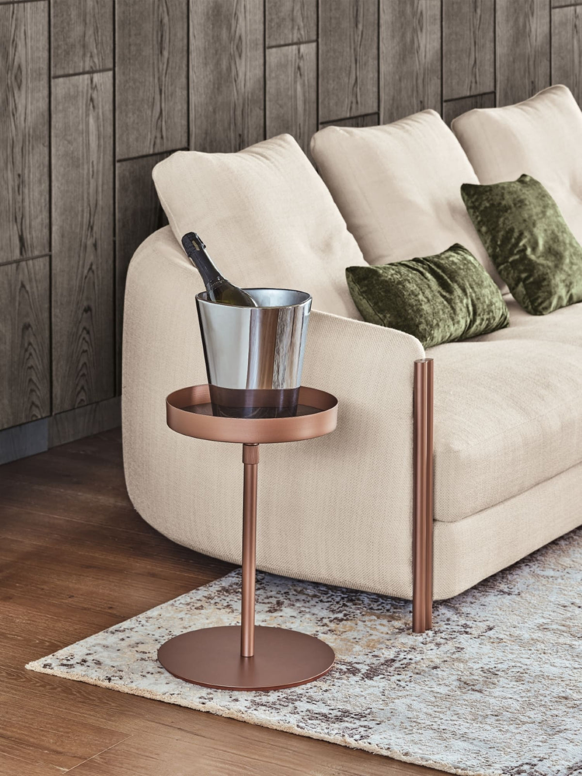 Bontempi Lift Coffee Table — manufacturer photograph; BONNIE_BONT182SX_M329_TETW001_CHAISE_BONP152DX_M329_TETW001_CUSCINI_CUSD043_CUSD062_TEDI018_LIFT_08-39_M329_CM005