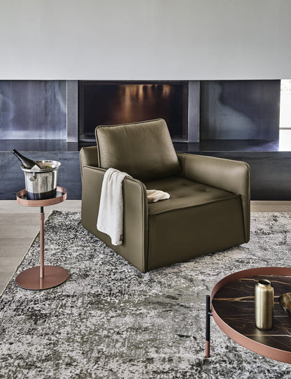 Bontempi Lift Coffee Table — manufacturer photograph; ANTARES_POUFF_ANTPF093_PR19_PLANET_08-44_M329_CM025_LIFT_08-39_M028_C185S