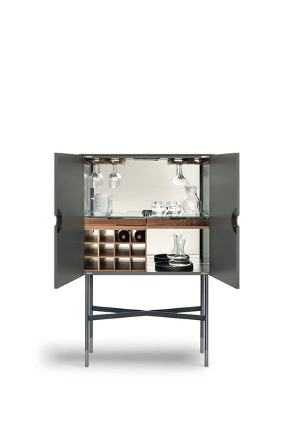 Bontempi Madison Superior Sideboard — manufacturer photograph; MADISON_SUPERIOR_15-51SPM326_M097_CM006A (1)