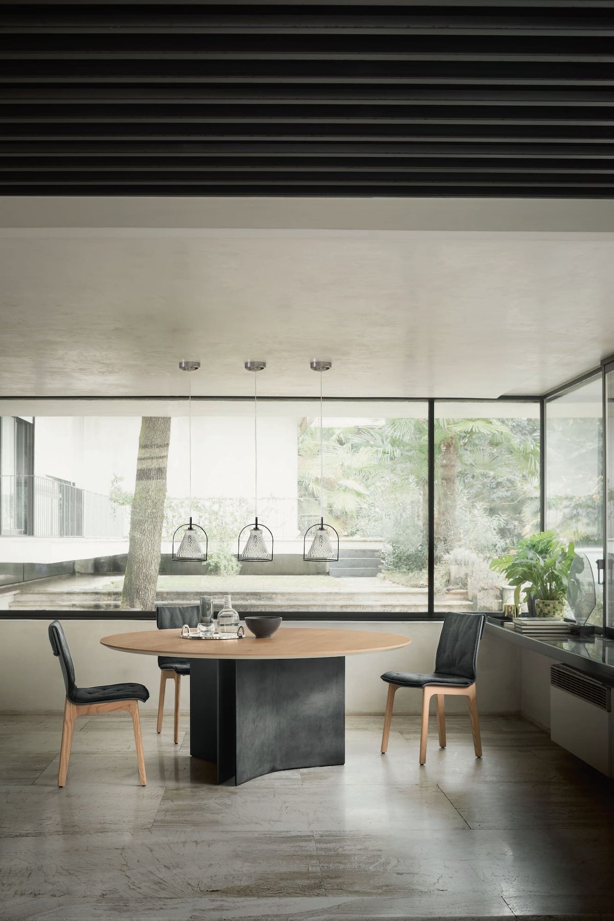 Bontempi Magnum Dining Table — manufacturer photograph; MAGNUM_52-43PC003_L009&ALFA_40-57L009_L007_TL009&FUNKY_56-11M055_VB05a