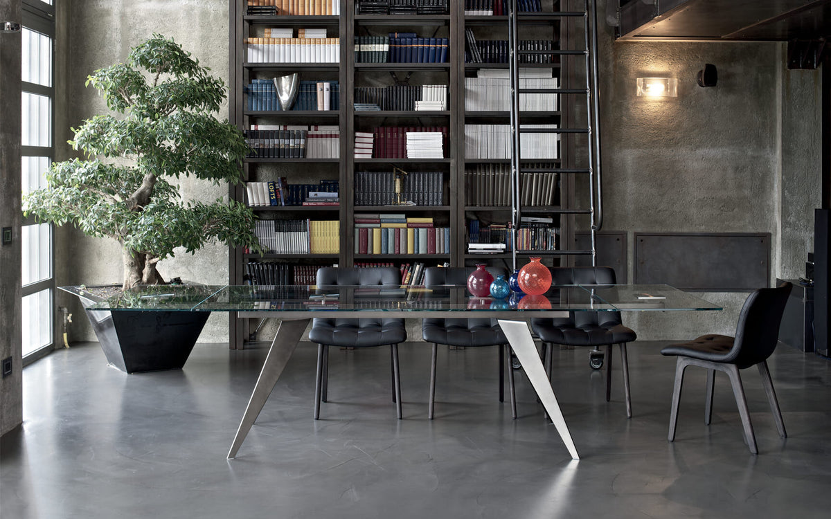 Bontempi Ramos Dining Table — manufacturer photograph; RAMOS_20-25M320_C157_KUGA_40-37L002_TR504