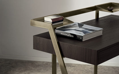 Bontempi Zac Desk and Desk Pad — manufacturer photograph; ZAC_06-32M328_L002-1