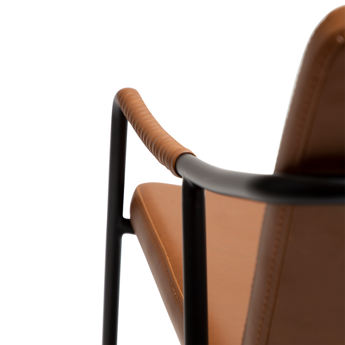 DAN-FORM Lounge Chair BOTO — product view 4