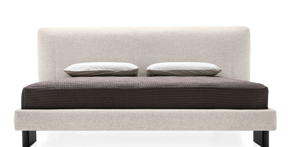 Calligaris Kilian upholstered bed