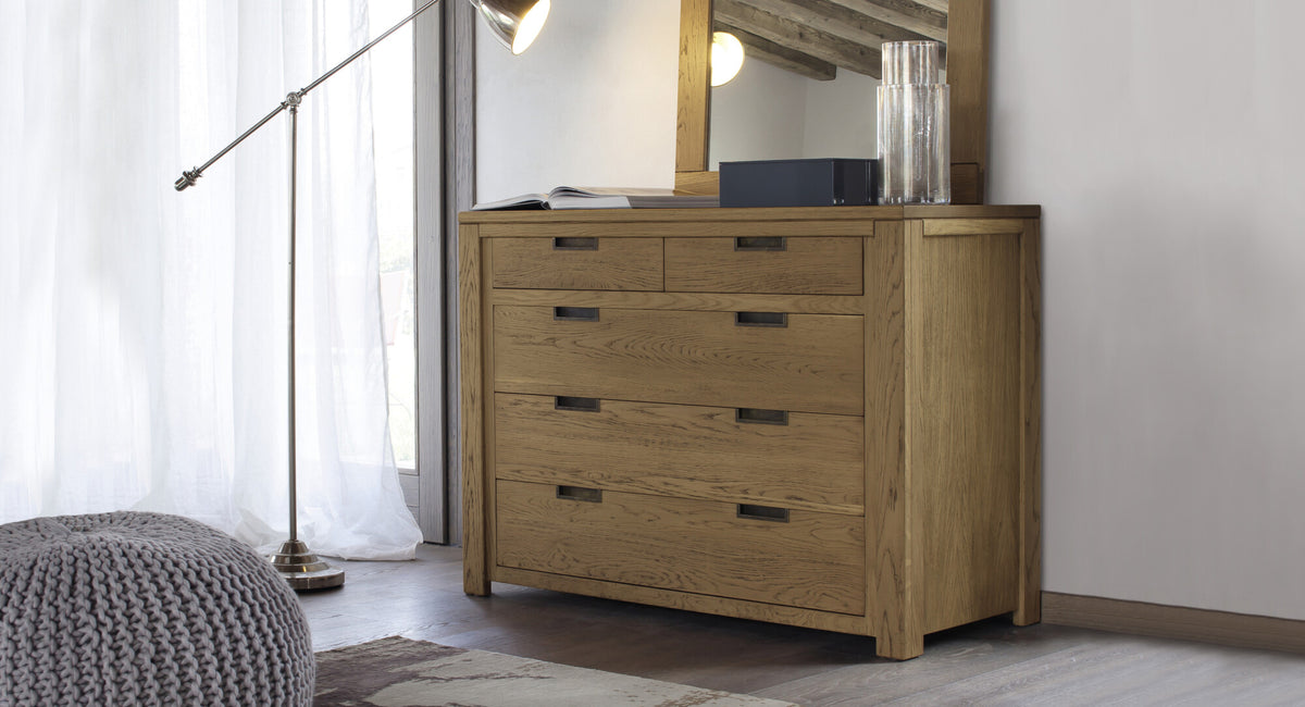 Devina Nais Dresser Quadra — manufacturer example configuration and finish — additional view