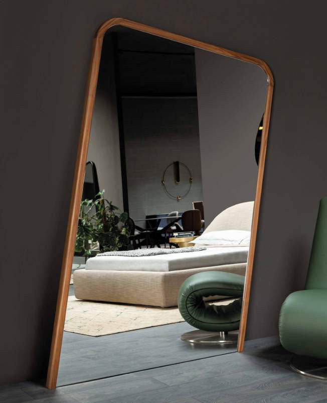 Tower — Tonin Casa (catalogue photo)