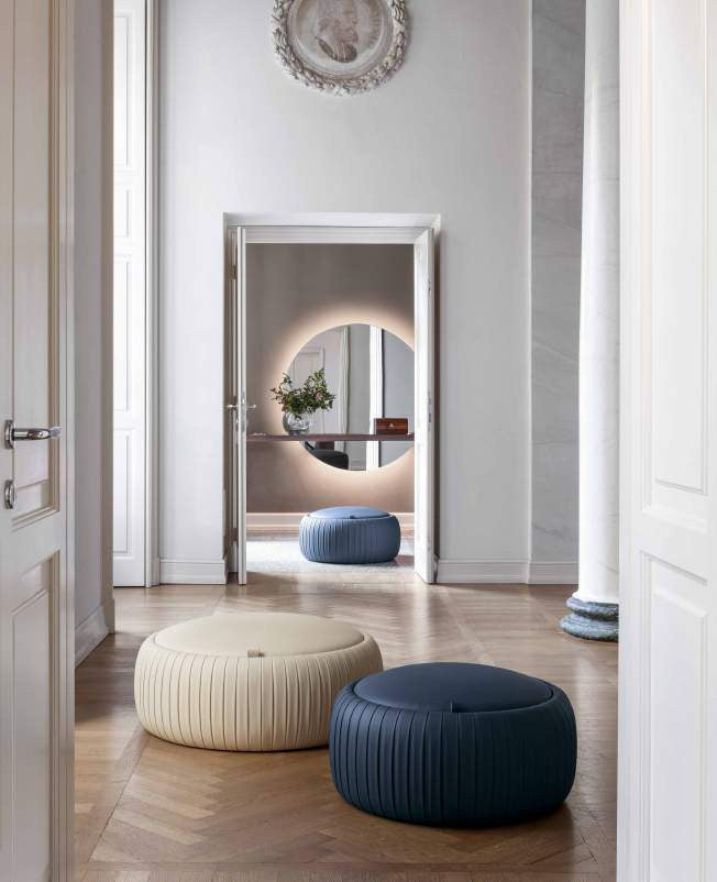 Pouf Plissé — Tonin Casa (catalogue photo)