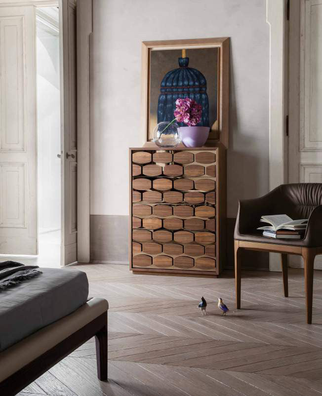 Honey Night — Tonin Casa (catalogue photo)