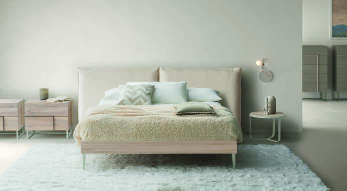 Devina Nais Headboard Chloé — product shown in a room setting