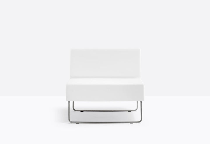 Pedrali Outdoor armchair HOST LOUNGE 790