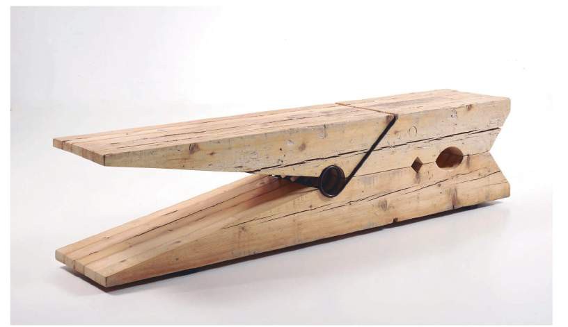 Gallery 3 · Furniture Pinça