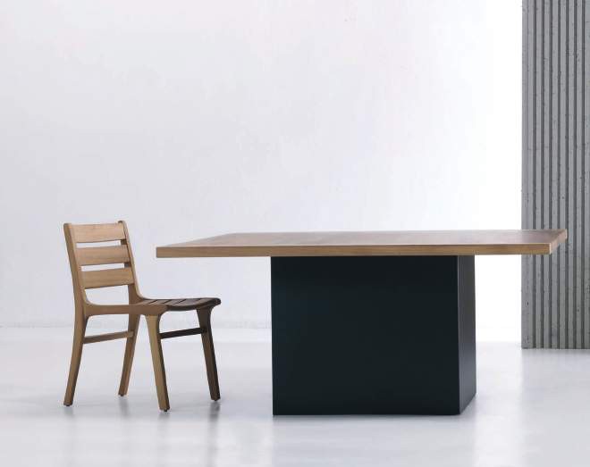 Gallery 2 · Furniture Laura