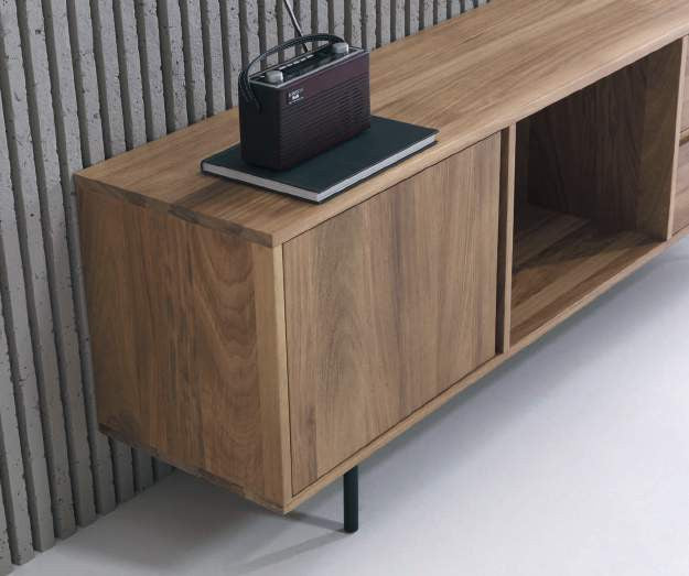Gallery 2 · Furniture Lucy