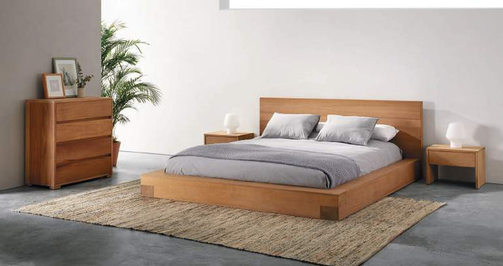 Gallery 2 · Furniture Mary