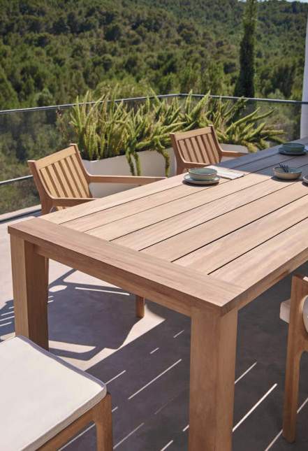 Gallery 4 · Bench Alex