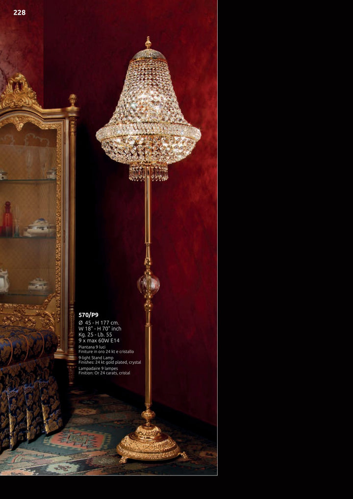 Gallery 5 · Chandelier 570