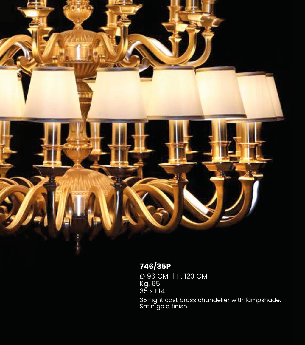 Gallery 1 · Chandelier 746